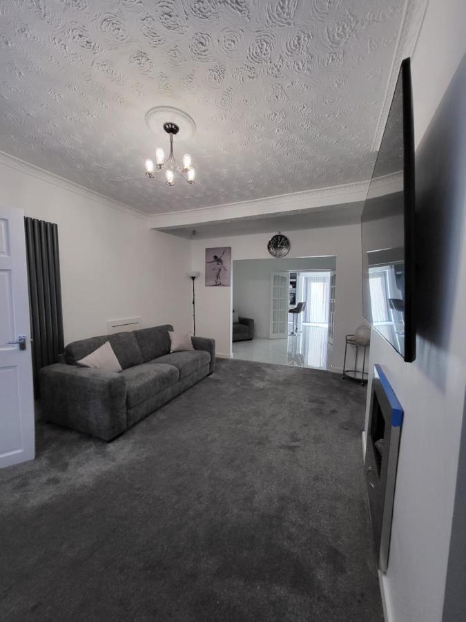 Serene 3br With Free Parking Holiday home