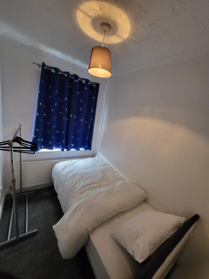 Holiday home Serene 3br With Free Parking *